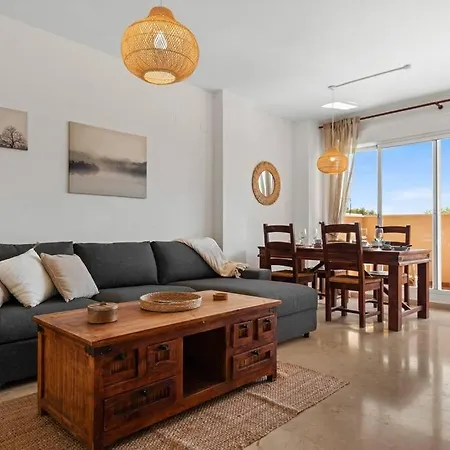Casa Bonita De La Cala Five Minute Flat Walk To The Town Centre *